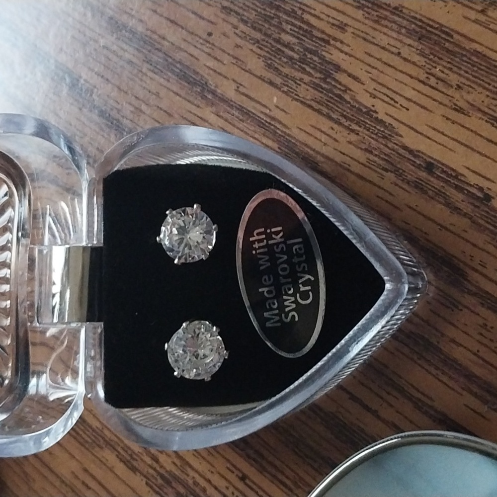 Swarovski Crystals Pierced earrings
